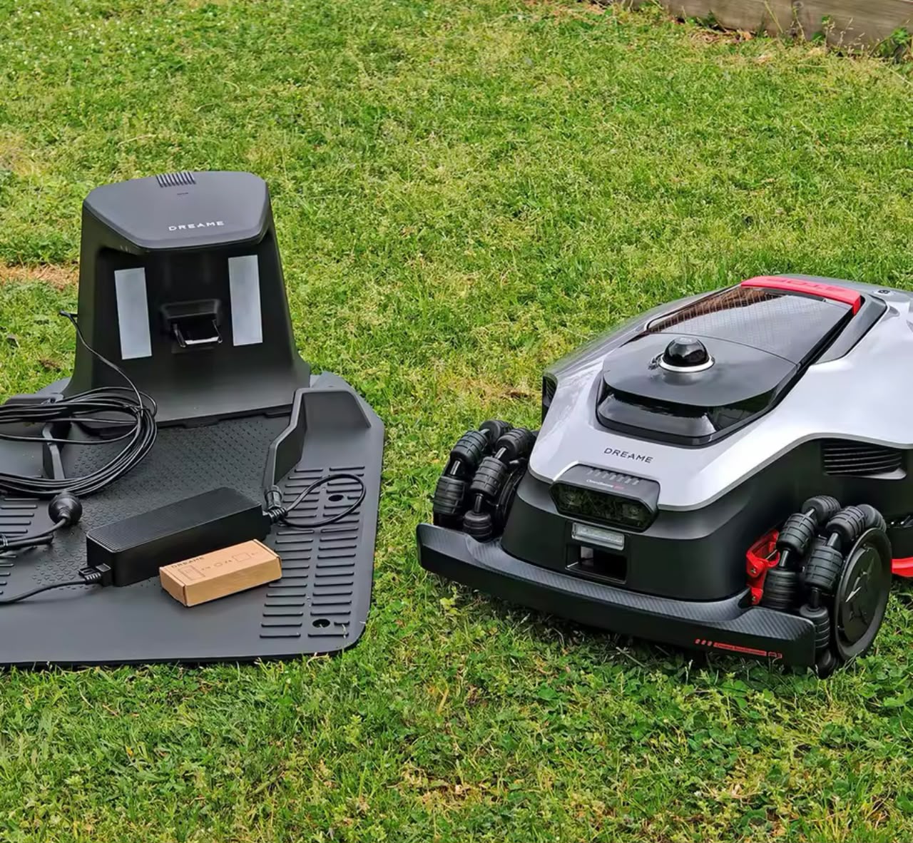 Robot Wheel - เครื่องตัดหญ้าอัตโนมัติรุ่น DRE-AME A3 AWD Pro ใหม่ล่าสุด